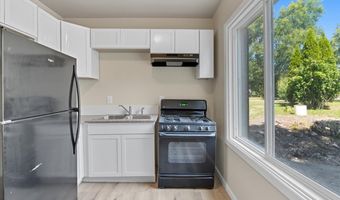 42432 N Lake Ave, Antioch, IL 60002