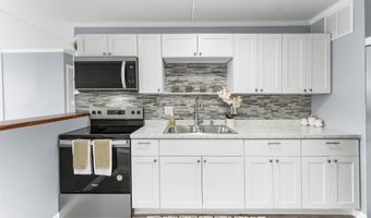 111 KAHULUI BEACH Rd D328, Kahului, HI 96732