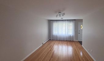24 Joanne Ct, Albany, NY 12209
