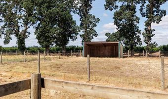 19801 OLMSTEAD Rd NE, Aurora, OR 97002