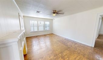 805 E 17th St, Ada, OK 74820