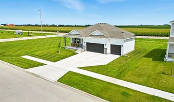 1113 NE Crossing Oaks Dr, Ankeny, IA 50021