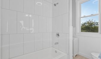 1019 Pine St, Ambridge, PA 15003