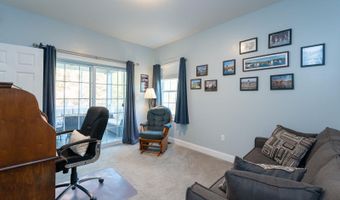 58 Granite Ln, Chester, NH 03036