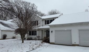 749 Regina Dr, Vermilion, OH 44089