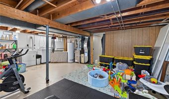46785 Middle Ridge Rd, Amherst, OH 44001