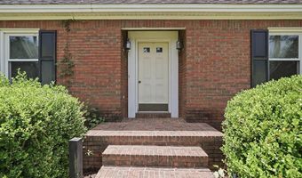 501 Divine Dr, Albany, GA 31721