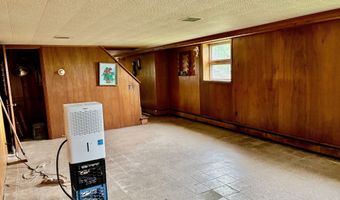 56 Clapboard Ridge Rd, Danbury, CT 06811