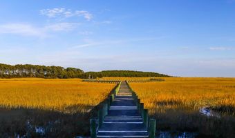 25323 OCEANVIEW Ct, Accomac, VA 25323