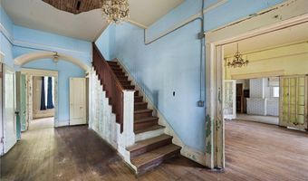 308 W Main St, Atkins, AR 72823