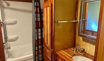 4969 32nd Pl, Bell, FL 32619