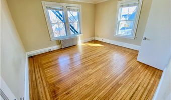 67 Roseneath Ave 2, Newport, RI 02840