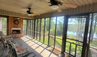 80 Maple Dr, Perkinston, MS 39573
