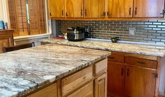 447 Maple Ave, Amsterdam, NY 12010