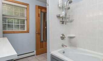 27 Grafton Dr, Bedford, NH 03110