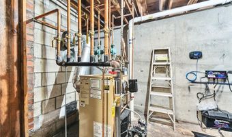 14 Reservoir Ave, Johnston, RI 02919