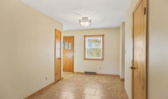 1106 NE 11th Ave, Aberdeen, SD 57401