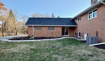 22 W070 Byron Ave, Addison, IL 60101