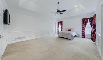 17 WATERTON Dr, Bear, DE 19701