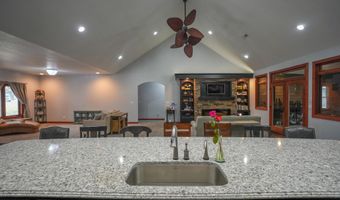 617 B Ave E, Albia, IA 52531
