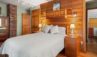 267 S Cove Rd, Burlington, VT 05401