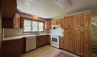 4 Noonan Ln, Albany, NY 12209