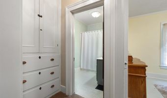 702 S Van Buren St, Auburn, IN 46706