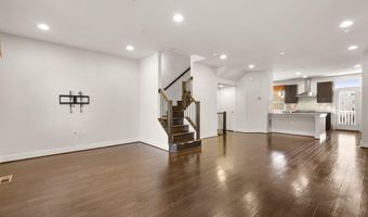 2505 MAIN LINE Blvd, Alexandria, VA 22301