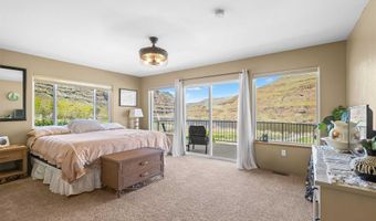 11056 Snake River Rd, Asotin, WA 99402