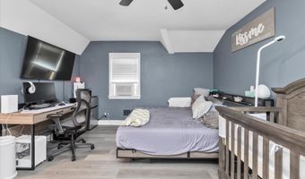 22 Towne St, Amityville, NY 11701