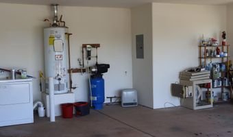 1155 W Half Moon Ct, Ash Fork, AZ 86320