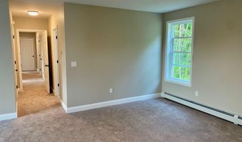 49 Woodbrey Ln, Standish, ME 04084