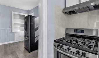 78 Old Oak Ave 2, Cranston, RI 02920