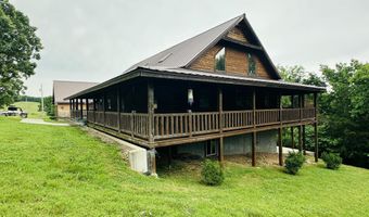 300 Round Up Ln, Bakersfield, MO 65609
