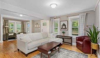 1315 New London Ave, Cranston, RI 02920