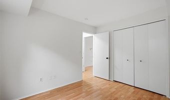 2215 S Huron Pkwy 1, Ann Arbor, MI 48104