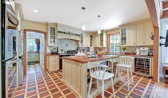 6907 BRADLEY Blvd, Bethesda, MD 20817