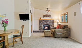 488 SW Forest Grove Dr, Bend, OR 97702