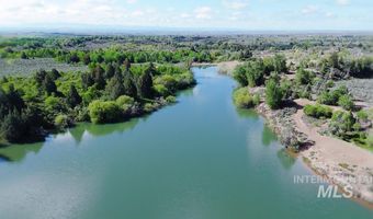 1555 Sadorus Hill Rd, Ashton, ID 83420