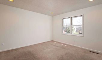 70 Hobnail, Amherst, NY 14051