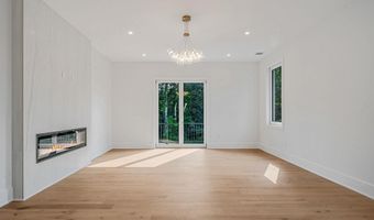 54 Landview Dr, Dix Hills, NY 11746