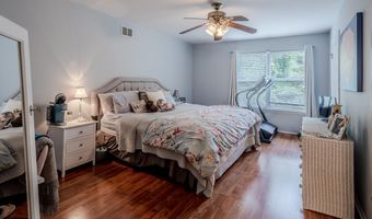 14 Lucia Ct, Aberdeen, NJ 07747