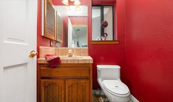13889 Olathe Rd, Apple Valley, CA 92307