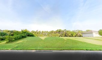 12945 Prairiewood Dr, Aberdeen, SD 57401