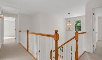 6 Kristen Way, Clinton, CT 06413