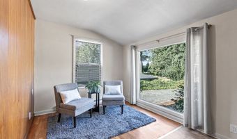 325 WATER St, Springfield, OR 97477