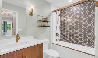 118 E Highland Ave, Atlantic Highlands, NJ 07716