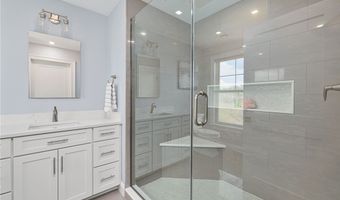 1046 Ocean Rd, Narragansett, RI 02882