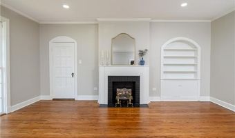 2913 HILL St, Alexandria, LA 71301