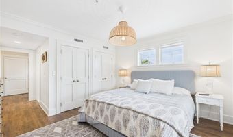 20 E Bowery St 3B, Newport, RI 02840